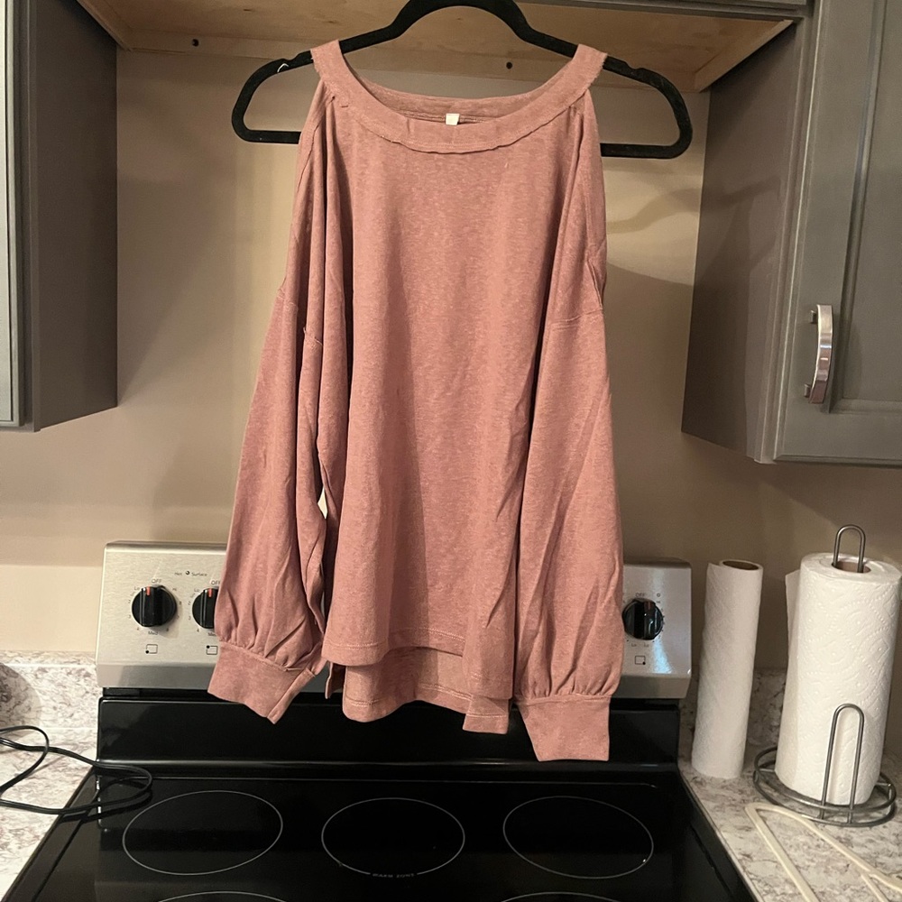 Pink Cold-Shoulder Longsleeve